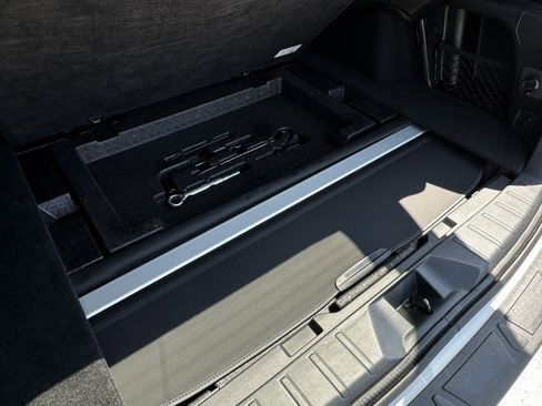 Certified 2024 Subaru Outback Touring XT w/ Popular Package #2 image 13