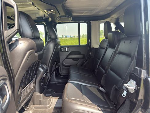 Used 2023 Jeep Wrangler Unlimited Rubicon 392 w/ Xtreme Recon 35" Tire Package image 12