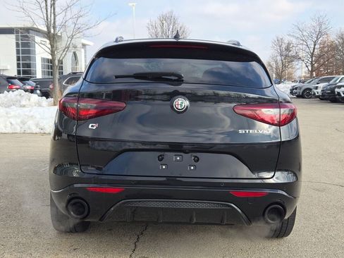 Used 2023 Alfa Romeo Stelvio Veloce image 13