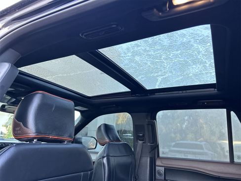 Used 2021 Ford Expedition King Ranch image 23