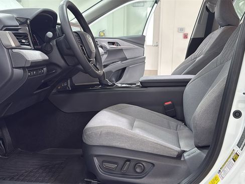 Used 2026 Toyota Camry LE w/ Convenience Package image 12