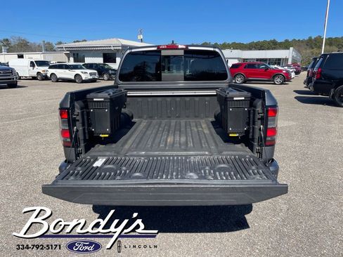 Used 2023 Nissan Frontier SV w/ SV Convenience Package image 14