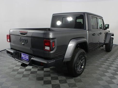 New 2026 Jeep Gladiator Sport image 23