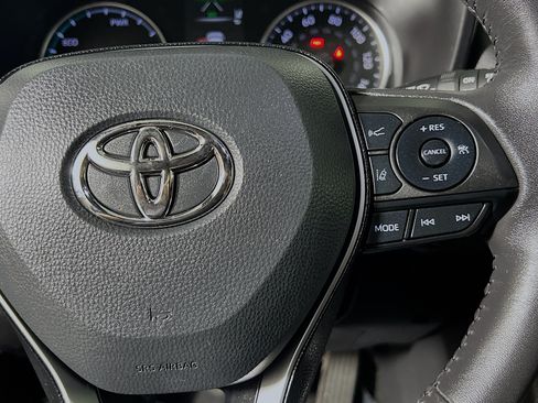 Used 2022 Toyota RAV4 SE w/ Convenience Package AWD/4WD image 20