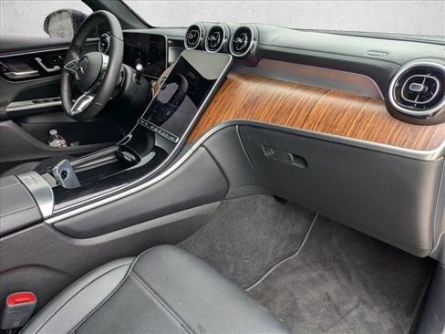 Certified 2025 Mercedes-Benz GLC 300 image 19