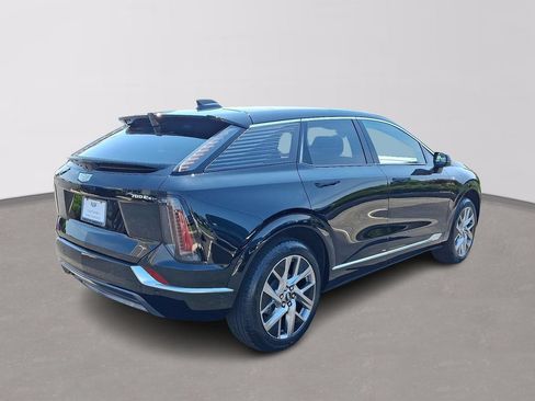 Certified 2026 Cadillac Optiq Luxury 1 AWD/4WD image 6