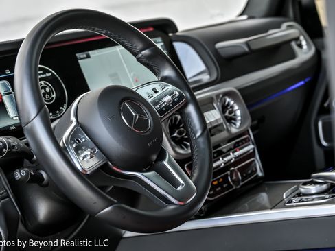 Used 2024 Mercedes-Benz G 550 image 32