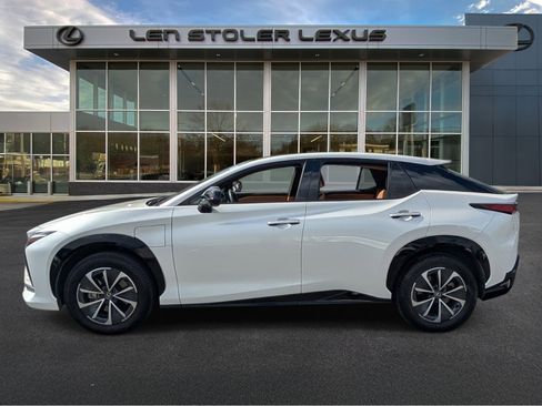 Certified 2023 Lexus RZ 450e Premium w/ Cold Area Package AWD/4WD image 6