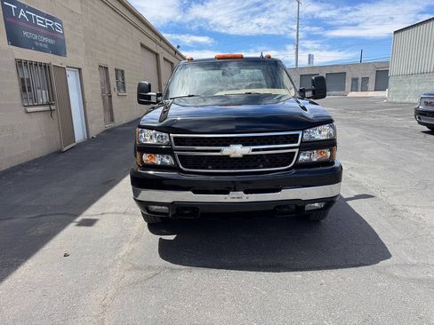 Used 2007 Chevrolet Silverado 3500 LT w/ Heavy-Duty Power Package AWD/4WD image 13