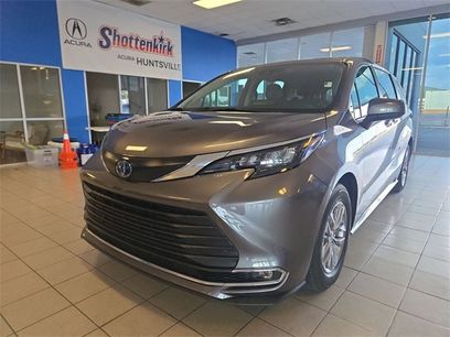 Used 2024 Toyota Sienna XLE
