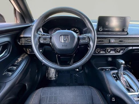 Used 2023 Honda HR-V Sport image 9