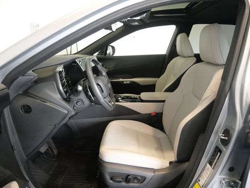 Certified 2025 Lexus RX 350 Premium w/ Convenience Package AWD/4WD image 15