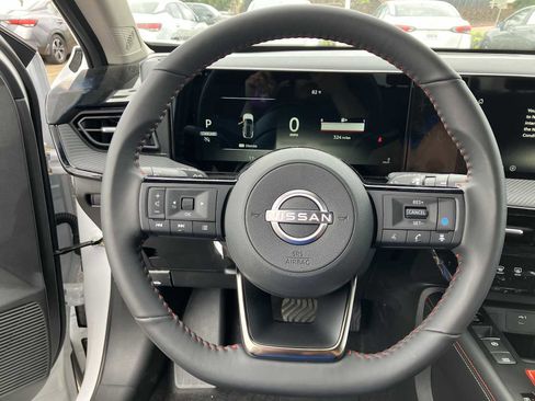 New 2026 Nissan Kicks SR FWD image 6