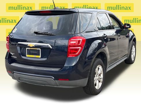 Used 2017 Chevrolet Equinox LS FWD image 4