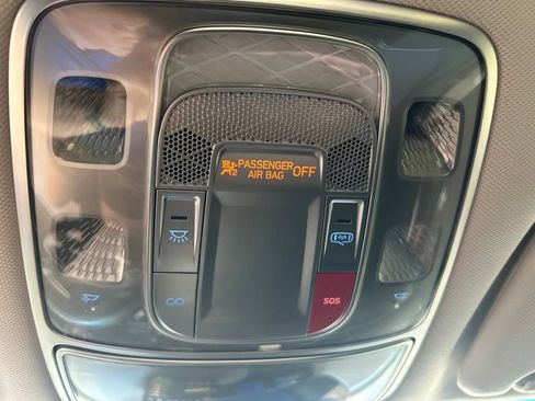 Used 2025 Genesis GV70 2.5T AWD/4WD image 53
