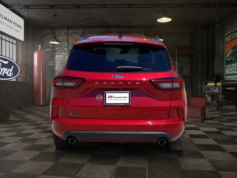 Certified 2023 Ford Escape ST-Line w/ Tech Pack #1 FWD image 5