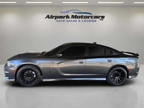 Used 2022 Dodge Charger GT image 2