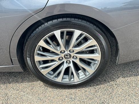 Used 2020 Lexus ES 350 w/ Premium Package FWD image 42