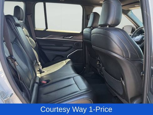Used 2024 Jeep Grand Cherokee Limited 4xe AWD/4WD image 13