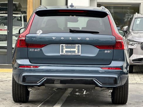 New 2026 Volvo XC60 B5 Ultra w/ Climate Package image 6