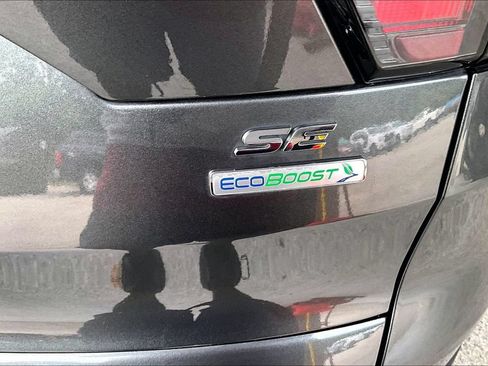Used 2018 Ford Escape SE w/ SE Sport Appearance Package FWD image 24