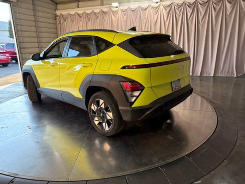 Used 2024 Hyundai Kona SEL AWD/4WD image 7