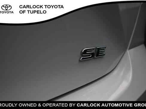 Used 2025 Toyota Camry SE FWD image 14