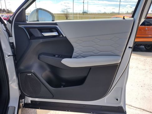 New 2026 Mitsubishi Outlander SEL AWD/4WD image 35