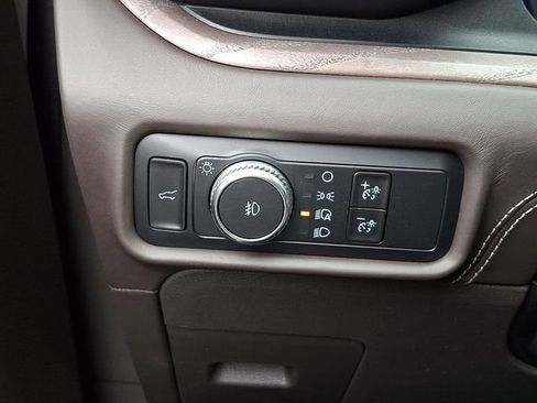 Used 2020 Ford Explorer Platinum w/ Premium Technology Package AWD/4WD image 33