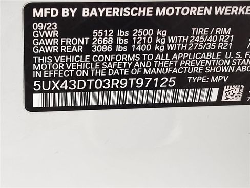 Certified 2024 BMW X4 M40i w/ Premium Package image 15