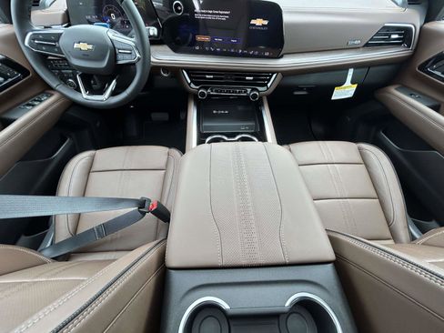New 2026 Chevrolet Tahoe High Country AWD/4WD image 12