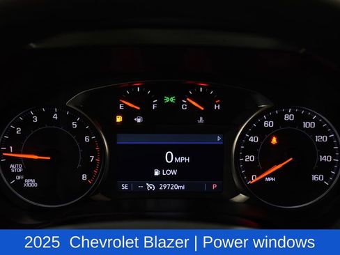 Used 2025 Chevrolet Blazer LT image 11