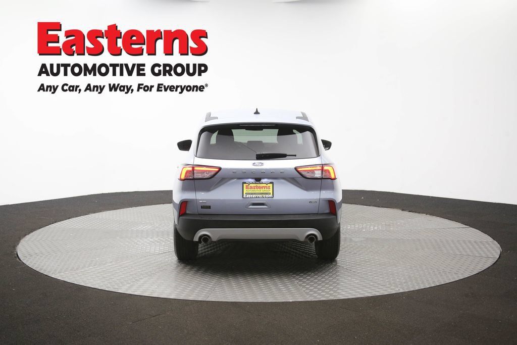 Used 2022 Ford Escape SE w/ Convenience Package FWD image 39