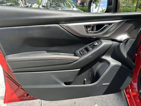 Certified 2021 Subaru Crosstrek 2.5i Limited w/ Moonroof Package 2 AWD/4WD image 13