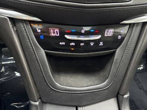 Used 2019 Cadillac XT5 Premium Luxury AWD/4WD image 30