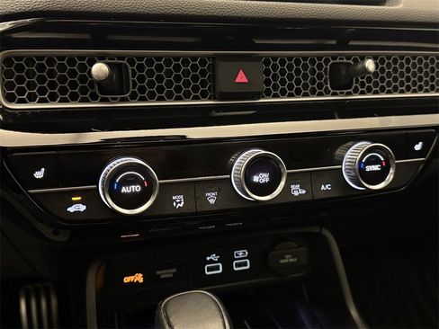 Certified 2022 Honda Civic Sport Touring image 29