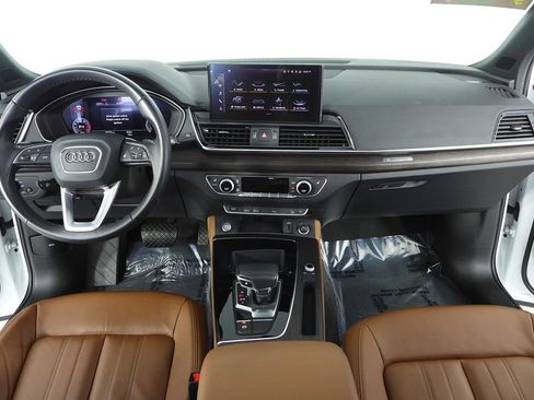 Used 2023 Audi Q5 2.0T Premium Plus w/ Premium Plus Package AWD/4WD image 25