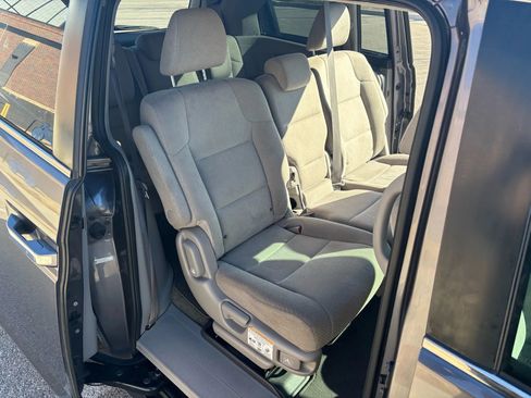 Used 2016 Honda Odyssey SE image 26