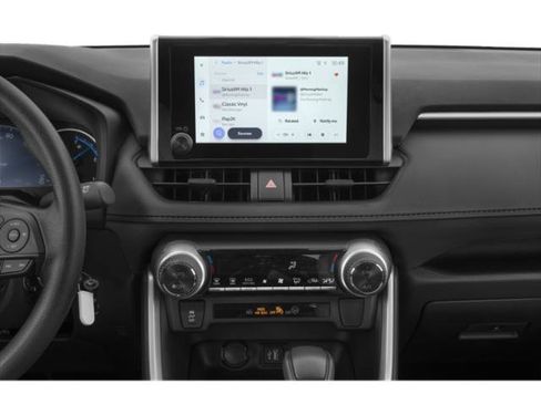 Used 2025 Toyota RAV4 LE image 10