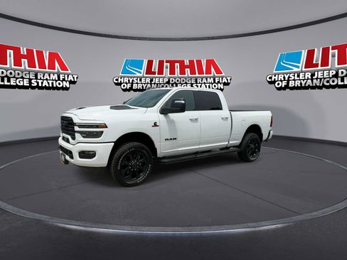 New 2026 RAM 2500 Laramie w/ Night Edition AWD/4WD image 4