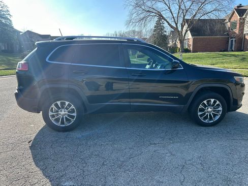 Used 2019 Jeep Cherokee Latitude Plus image 7