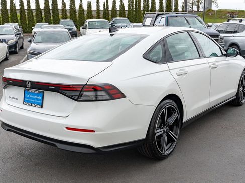 New 2026 Honda Accord SE image 6