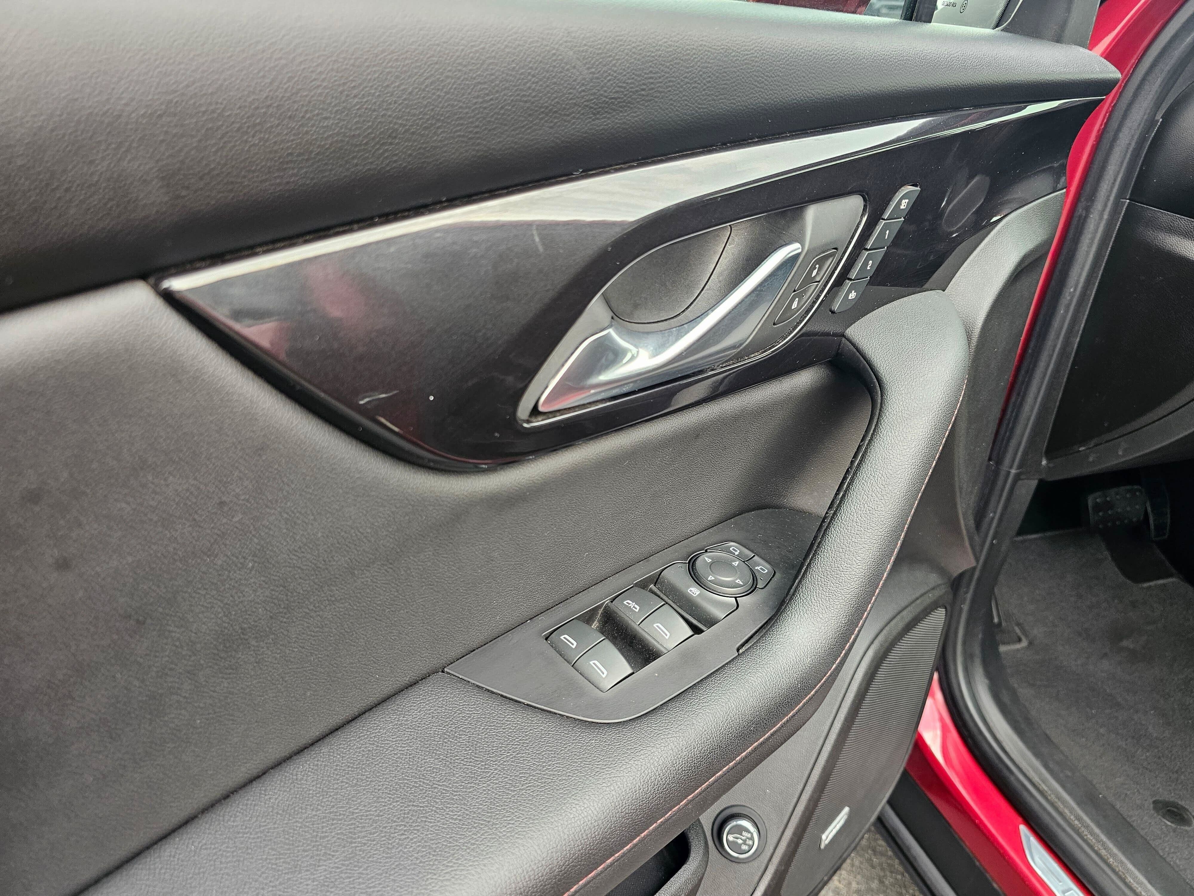 Used 2019 Chevrolet Blazer RS AWD/4WD image 20