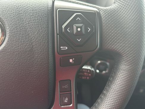 Used 2023 Toyota Tacoma TRD Off-Road AWD/4WD image 21