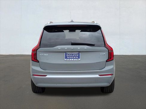 New 2026 Volvo XC90 T8 Plus w/ Protection Package AWD/4WD image 5