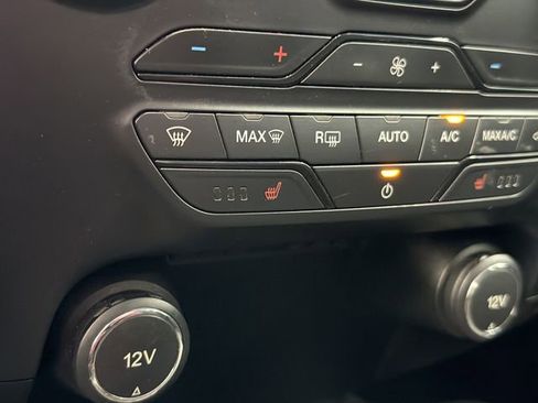 Used 2019 Ford Ranger XLT w/ Equipment Group 302A Luxury AWD/4WD image 29