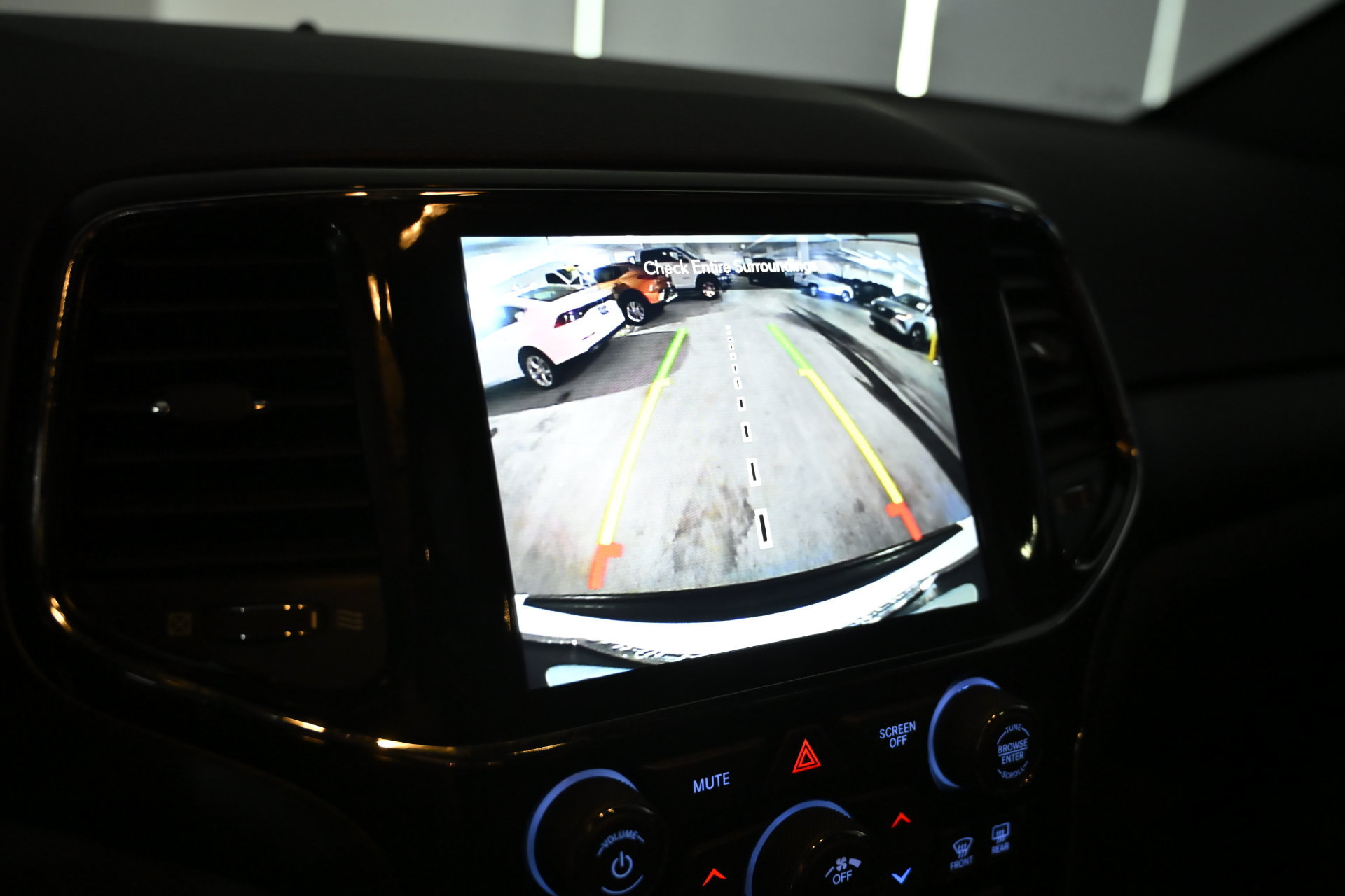 Used 2022 Jeep Grand Cherokee Laredo X AWD/4WD image 27