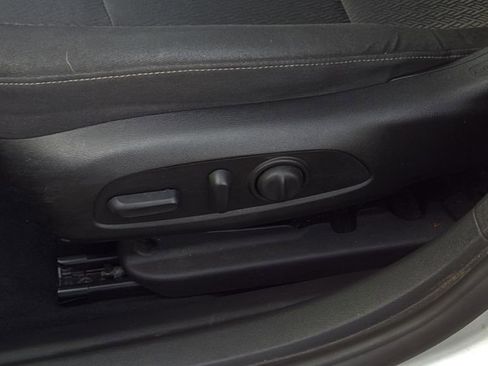 Used 2018 Buick Regal Preferred image 12