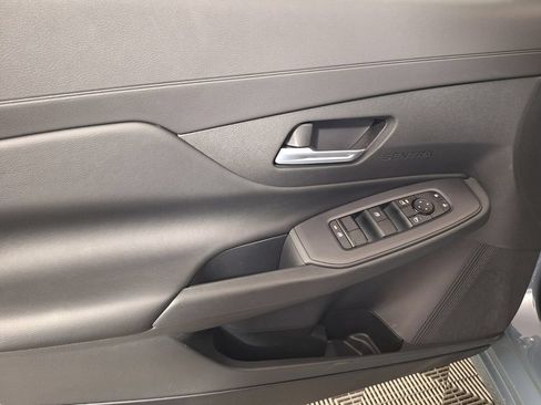 Used 2026 Nissan Sentra SV w/ SV Convenience Package FWD image 29