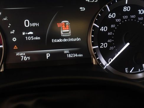 Used 2023 Toyota Highlander L image 24